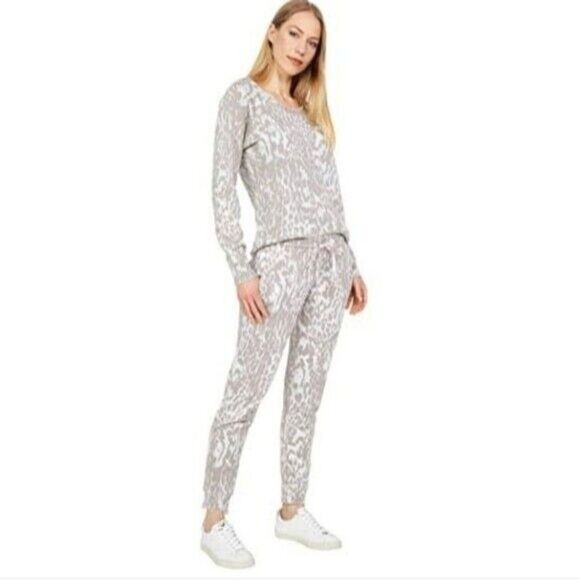 Chaser Linen French Terry Raw Edge Pullover White Cheetah Set Top and Bottom 1X - Picture 1 of 12